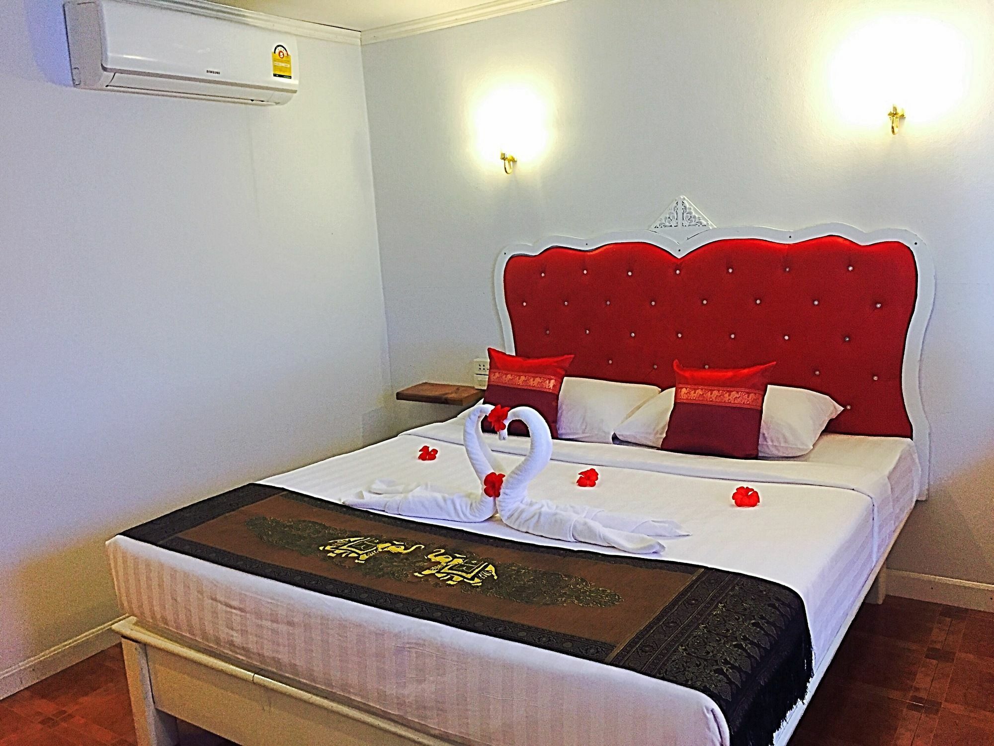 Hotel Phi Phi K House Extérieur photo
