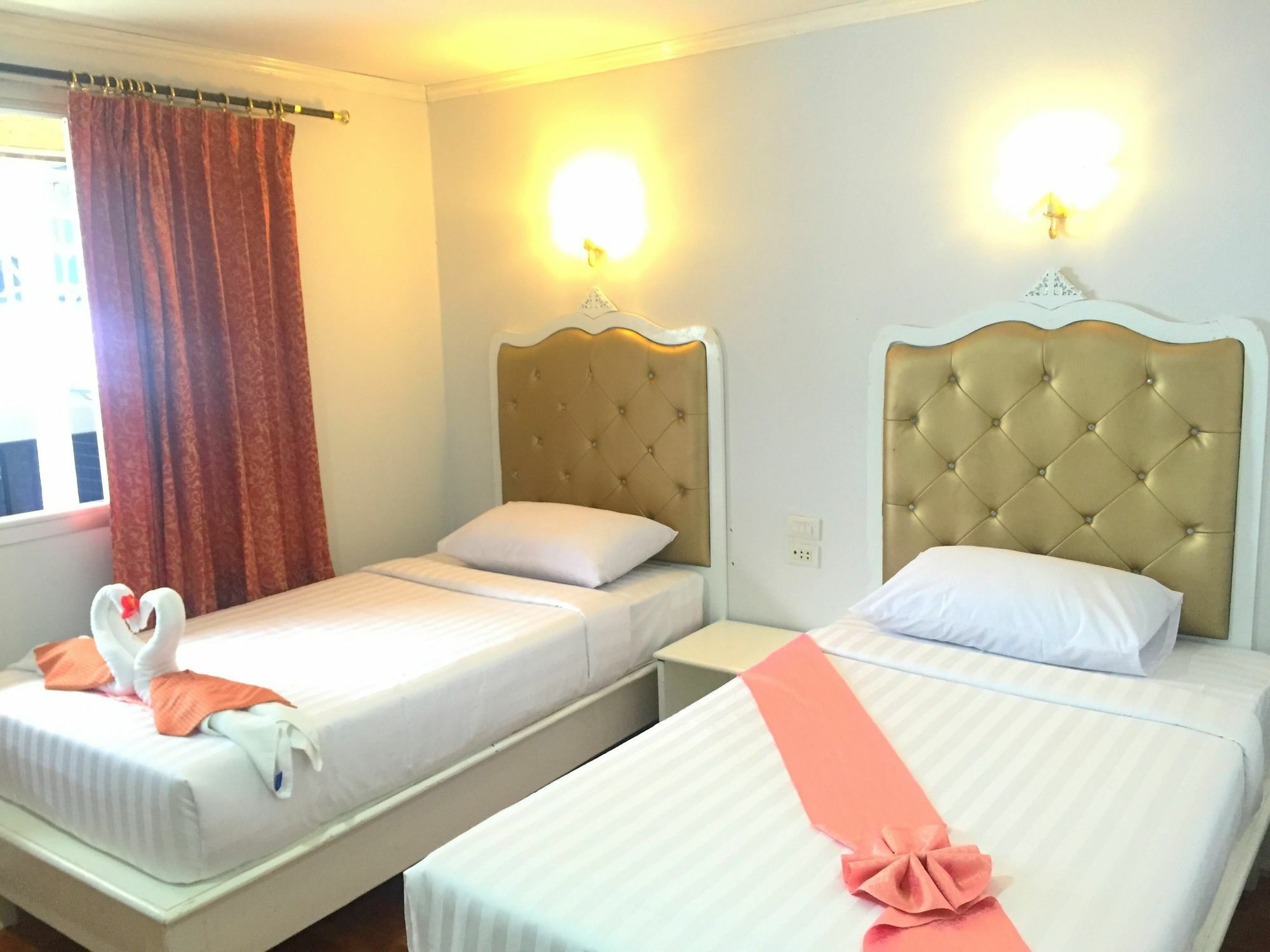 Hotel Phi Phi K House Extérieur photo