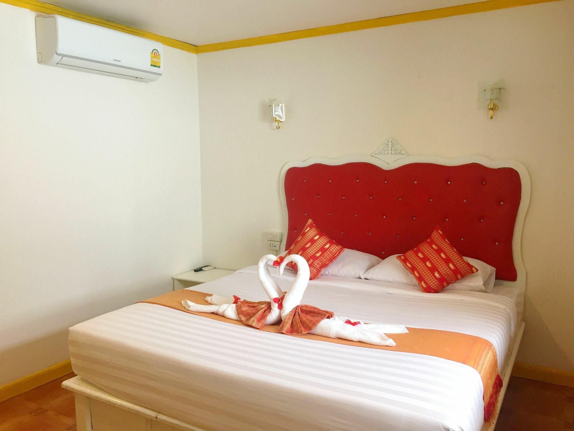 Hotel Phi Phi K House Extérieur photo